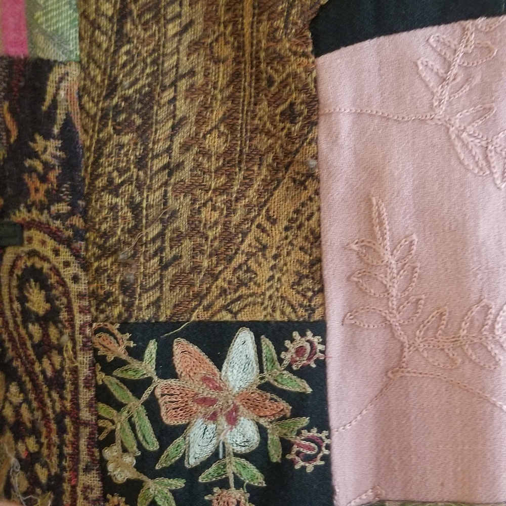 Coldwater Creek Womens Embroidered Patchwork Vest Size L - Picture 4 of 5